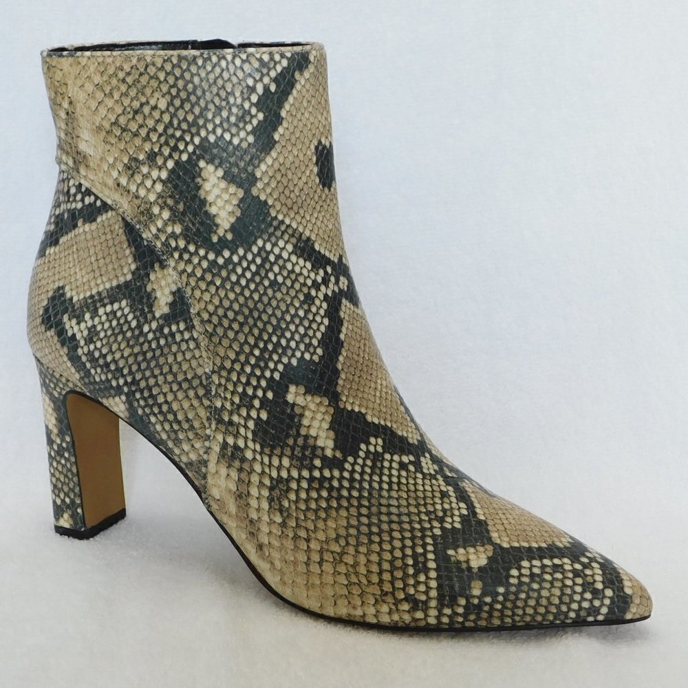 𝅺W407 Snake Print Jenn Dress Booties 11M